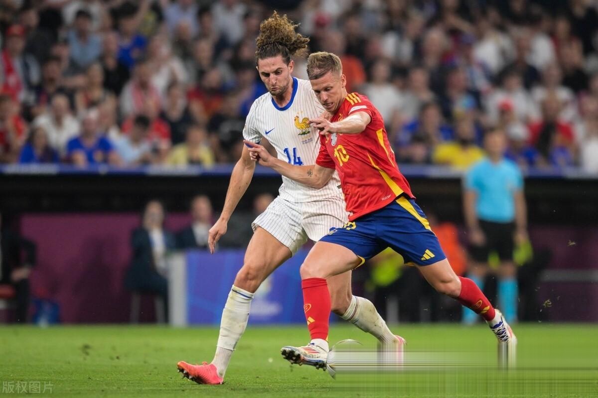 国际比赛日萨克拉门托国王绝杀压哨：欧冠节点到来，气氛紧张，轮换策略成焦点的简单介绍